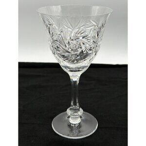 Hand-Cut Crystal Wine Glass With Intricate Starburst Design 7.5" Tall 4" Diamete